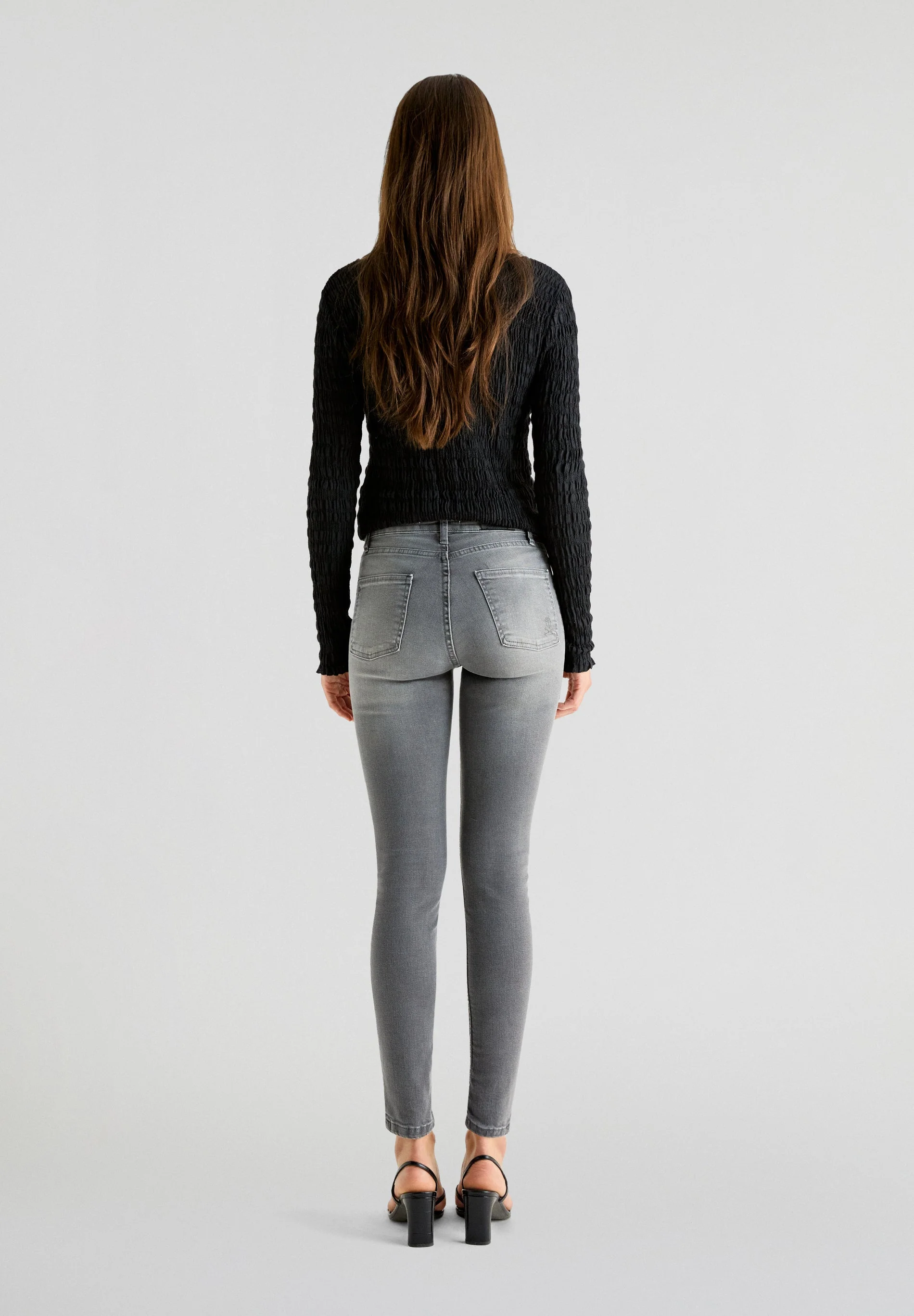 JEANS CIGARRO TACHAS - Image 6