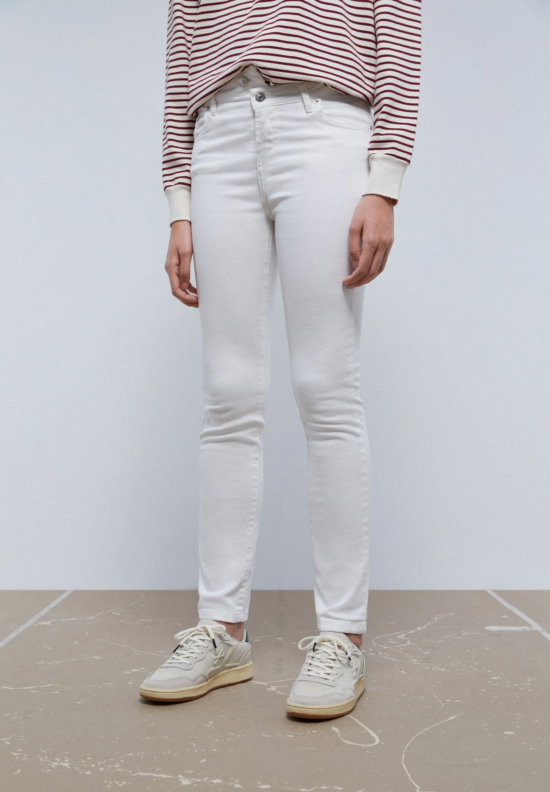 JEANS SKINNY BOTÕES - Image 4