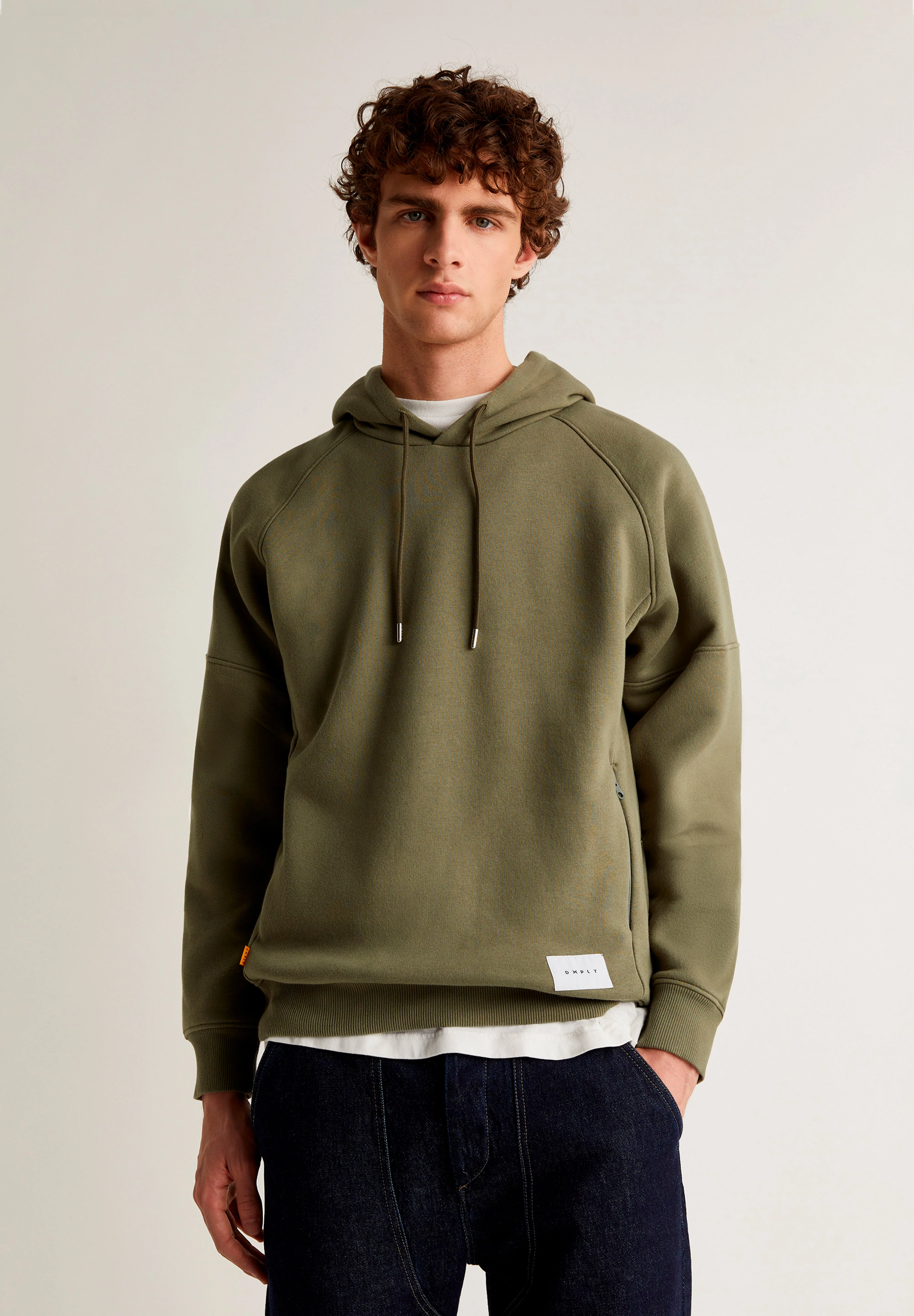 DEEPLY | SWEATSHIRT COM BOLSOS E CAPUZ - Image 3