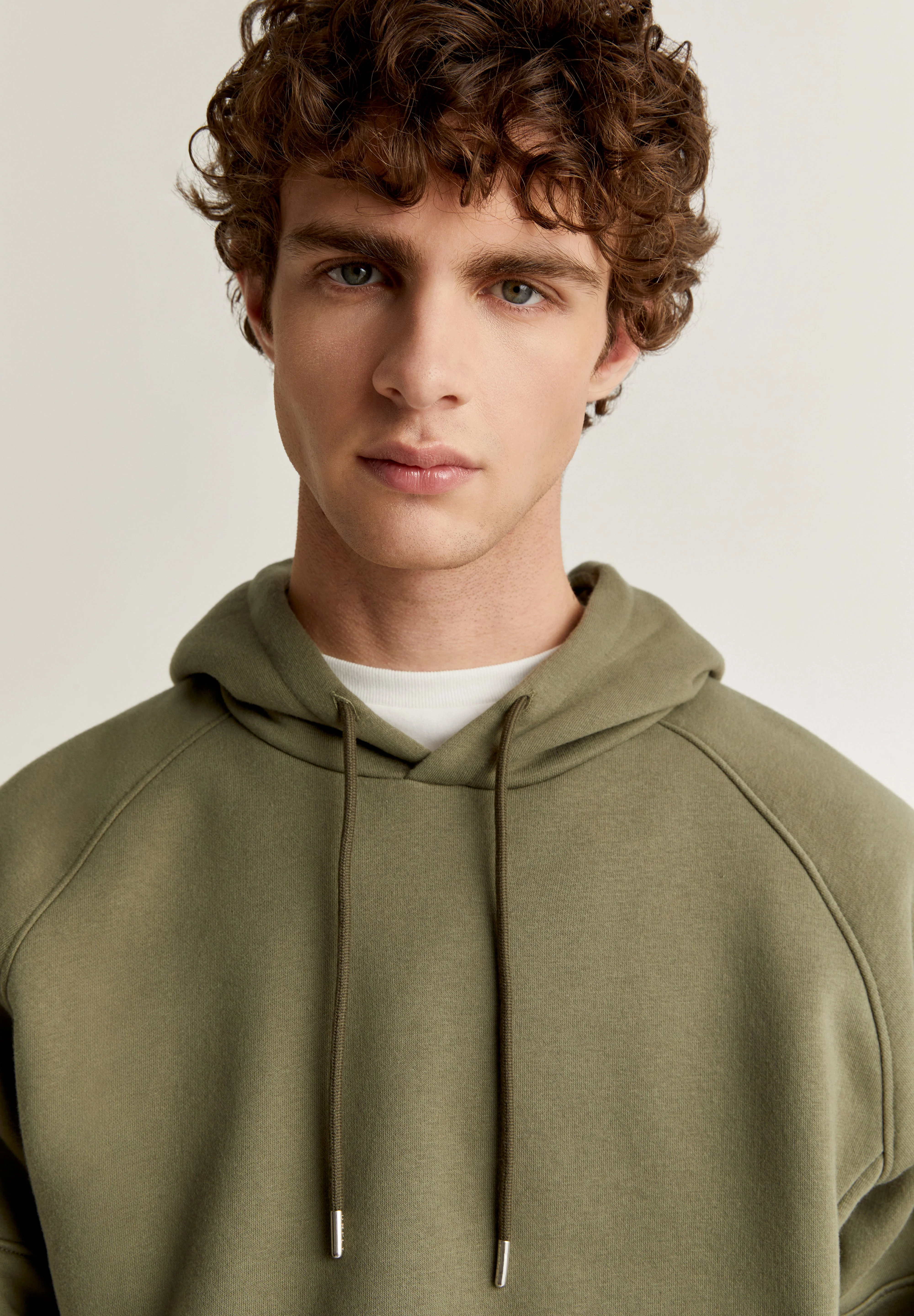 DEEPLY | SWEATSHIRT COM BOLSOS E CAPUZ - Image 4