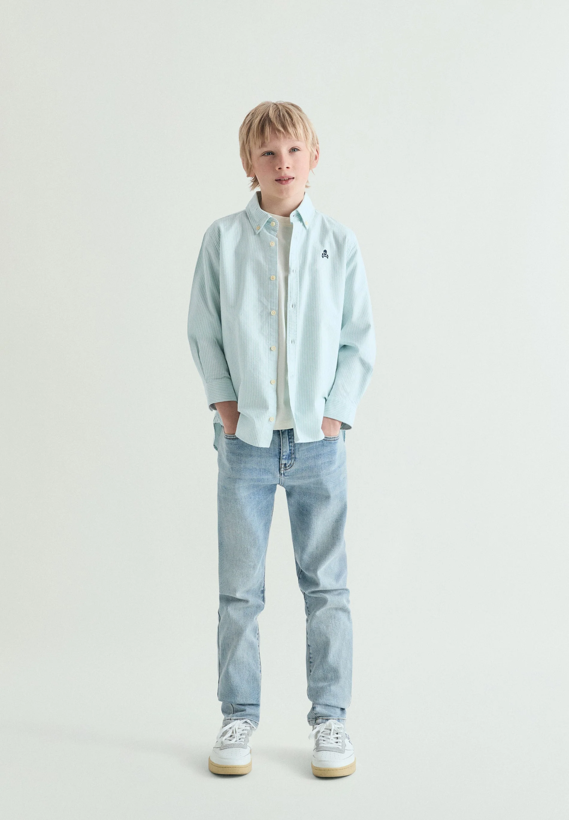 CAMISA OXFORD ÀS RISCAS - Image 3