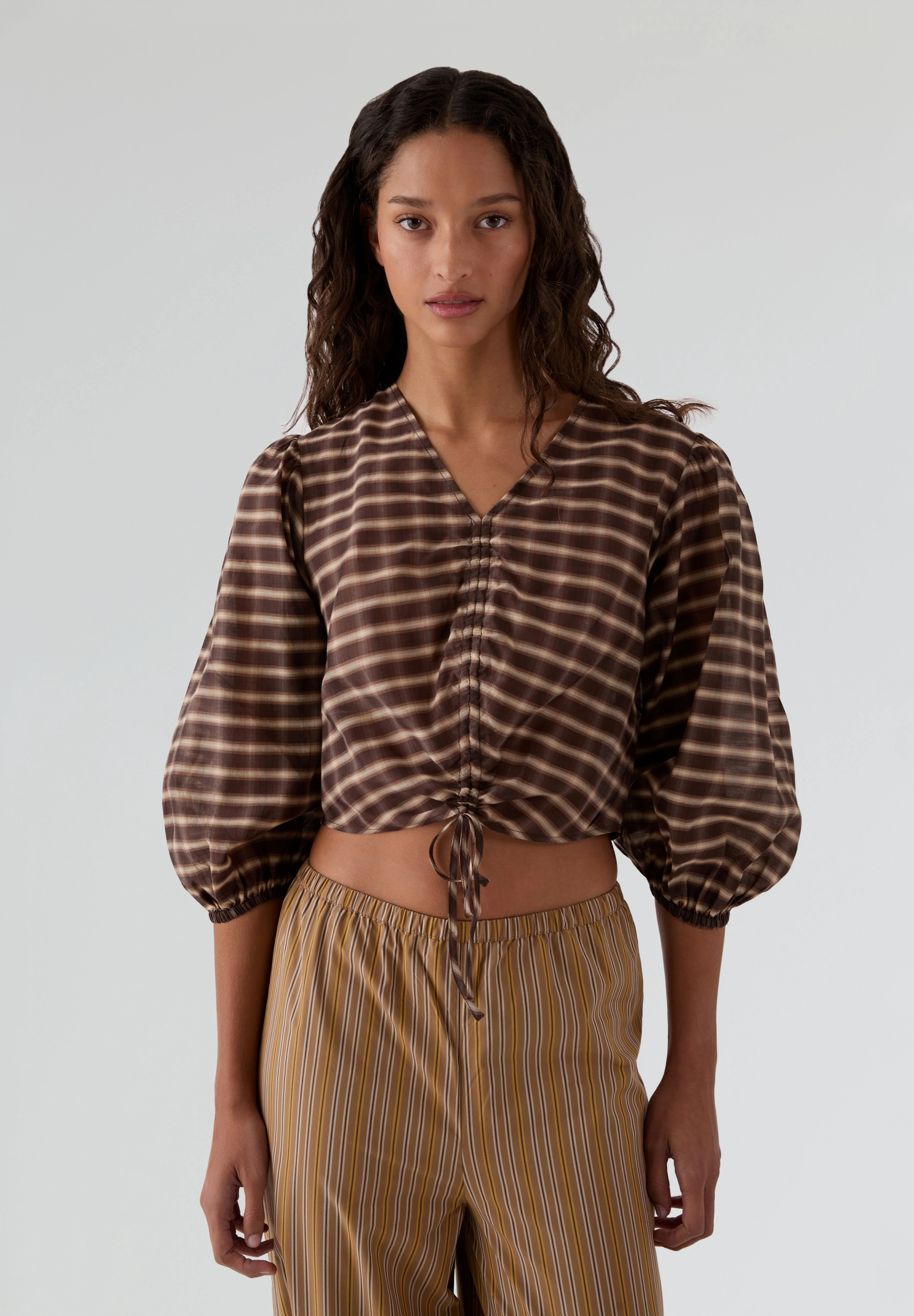 THE TINY BIG SISTER | CHECK V-NECK BLOUSE - Image 2
